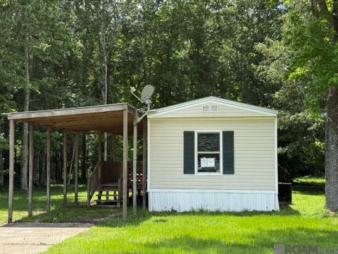 Mobile Home For Sale - 20253 Buckhorn Dr<br/> Zachary, LA 70791