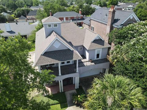 Homes For Sale - 219 Shell Beach Rd<br/> Lake Charles, LA 70601