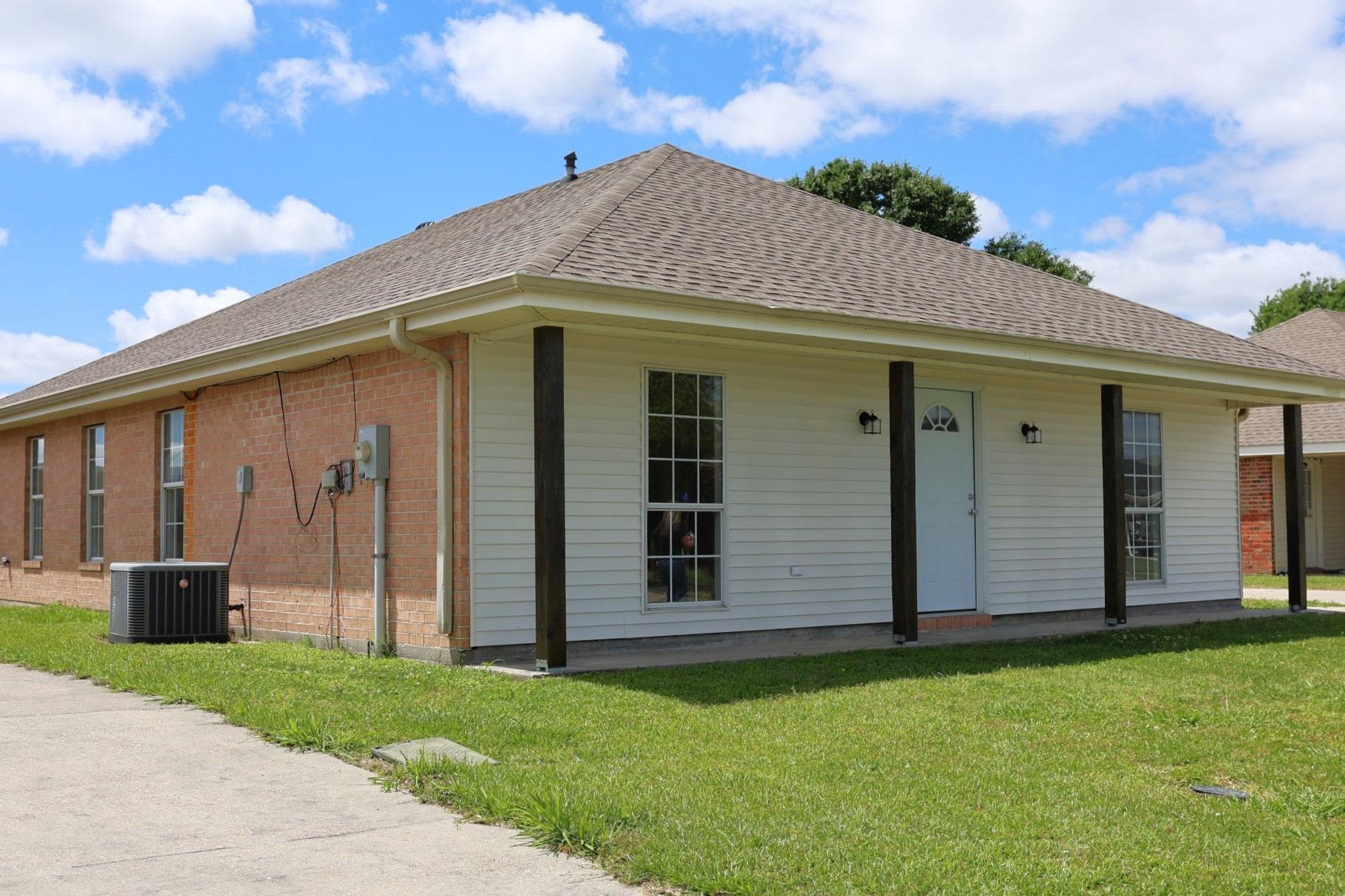 322 L Kirth Drive, Houma, Louisiana image 2