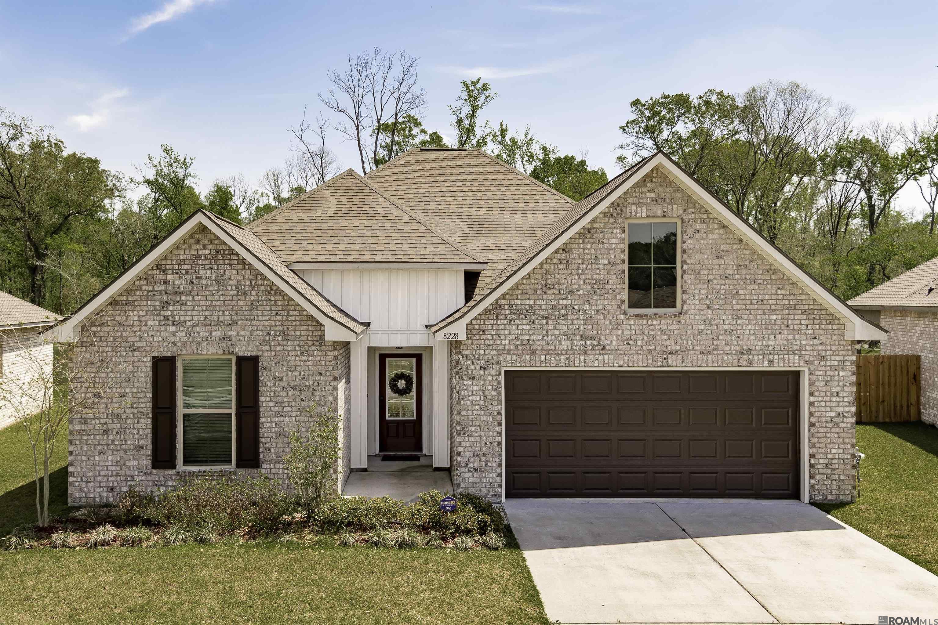 8228 Treeline Dr, Gonzales, Louisiana image 1