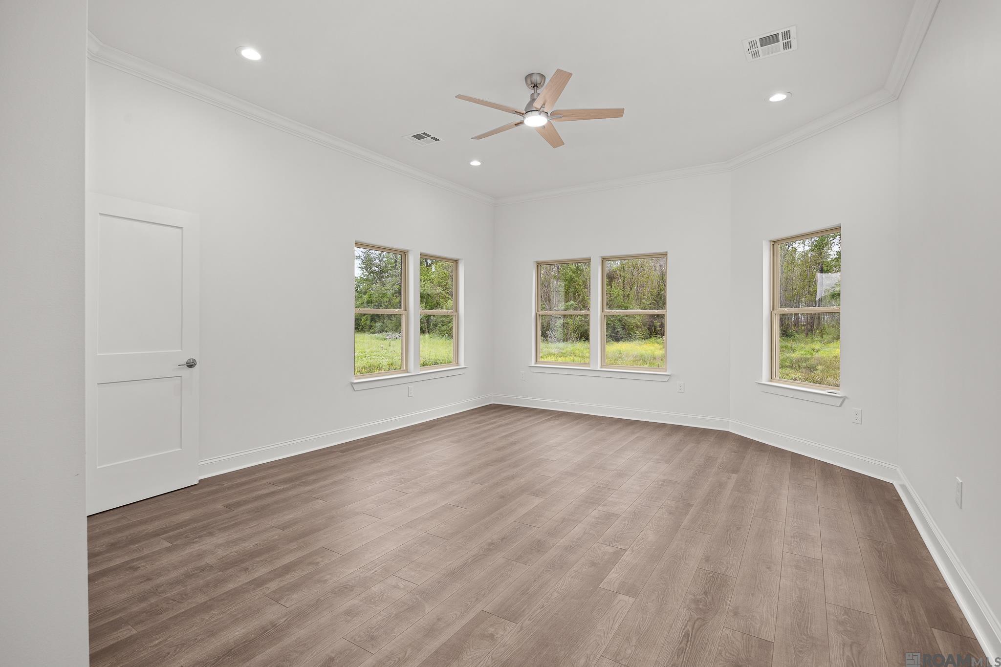 1033 W Worthey St, Gonzales, Louisiana image 20