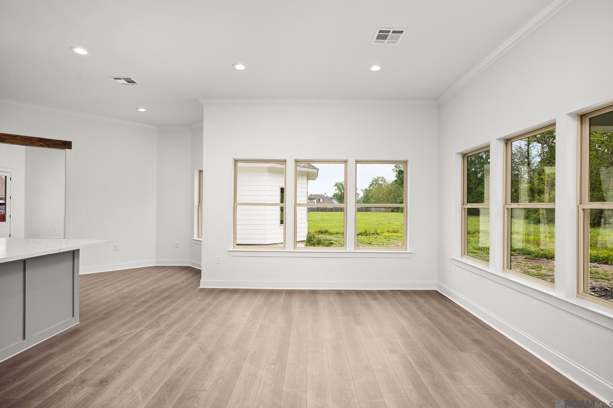 1033 W Worthey St, Gonzales, Louisiana image 13