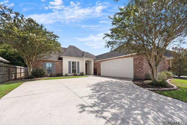 12022 SPRING HOUSE DR, GREENWELL SPRINGS, LA 70739 - Image 2fcd3634c680ed1afa4c63dcfefc8192/396287560