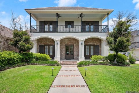 Homes For Sale - 40160 River Winds Ct<br/> Ascension County, Gonzales, LA 70737