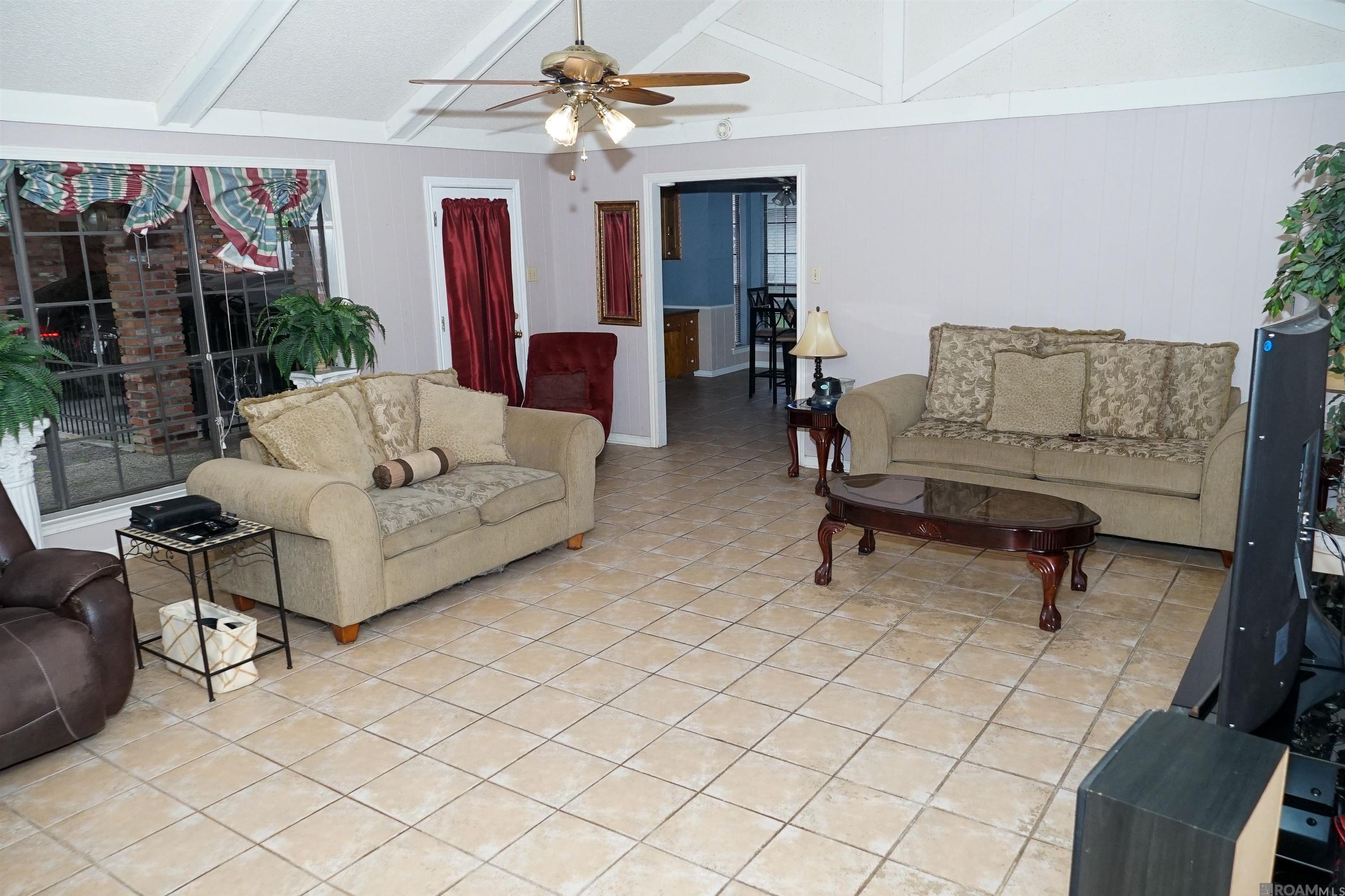 11927 Parkbrook Ave, Baton Rouge, Louisiana image 9