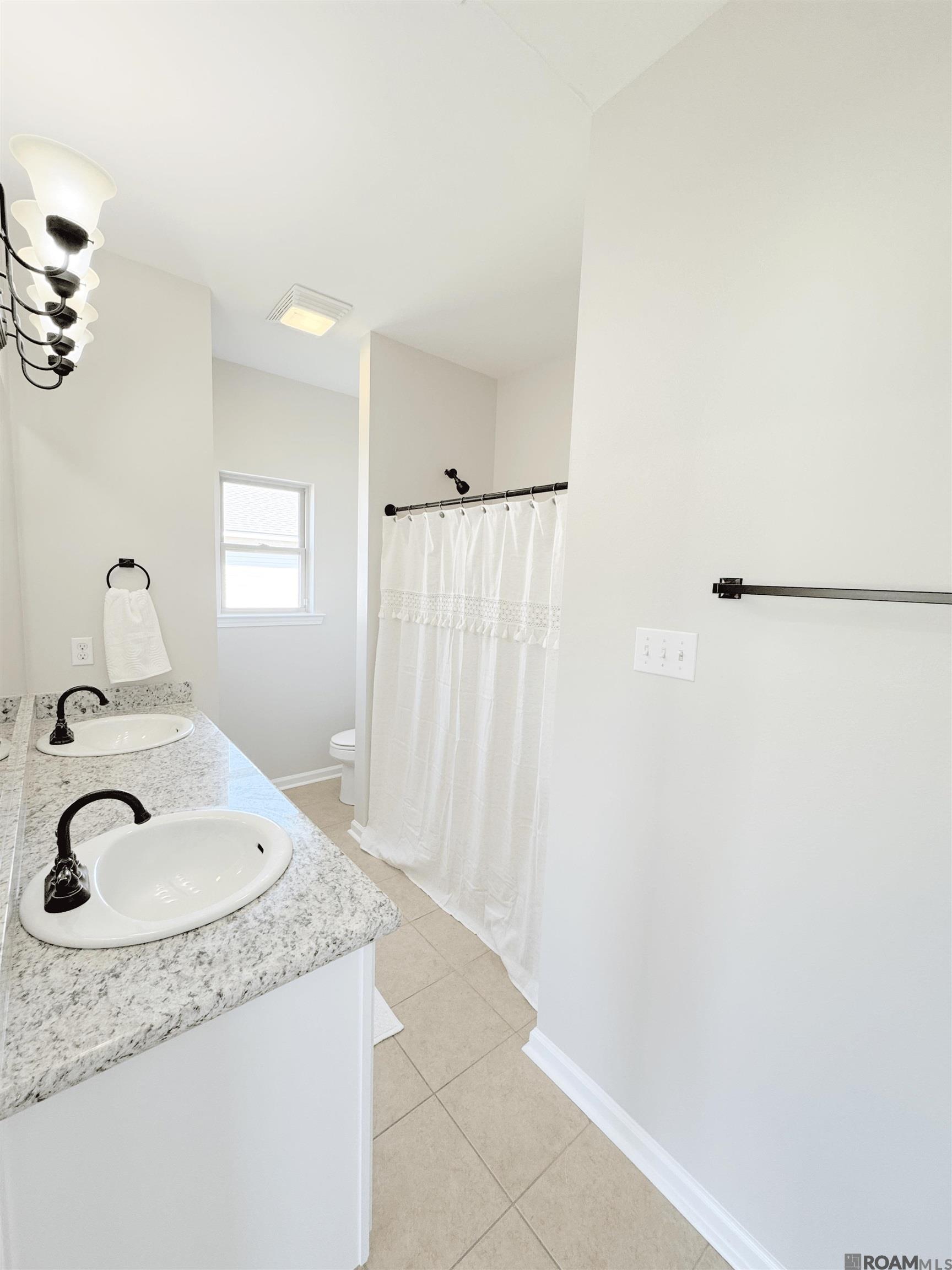 35081 Rayville Dr, Denham Springs, Louisiana image 11