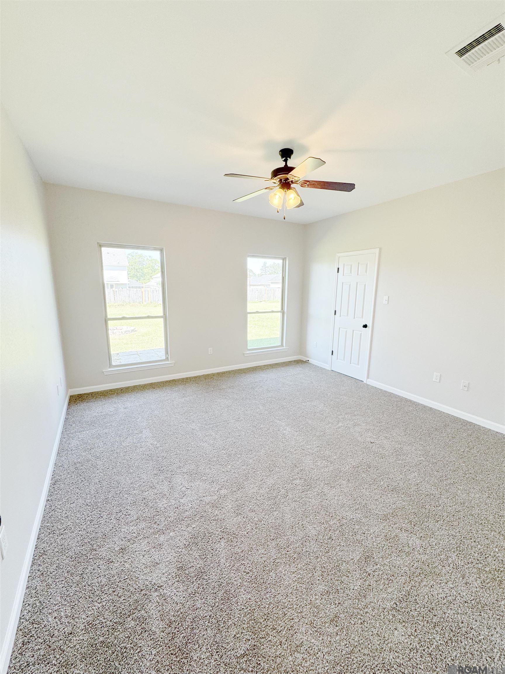 35081 Rayville Dr, Denham Springs, Louisiana image 10