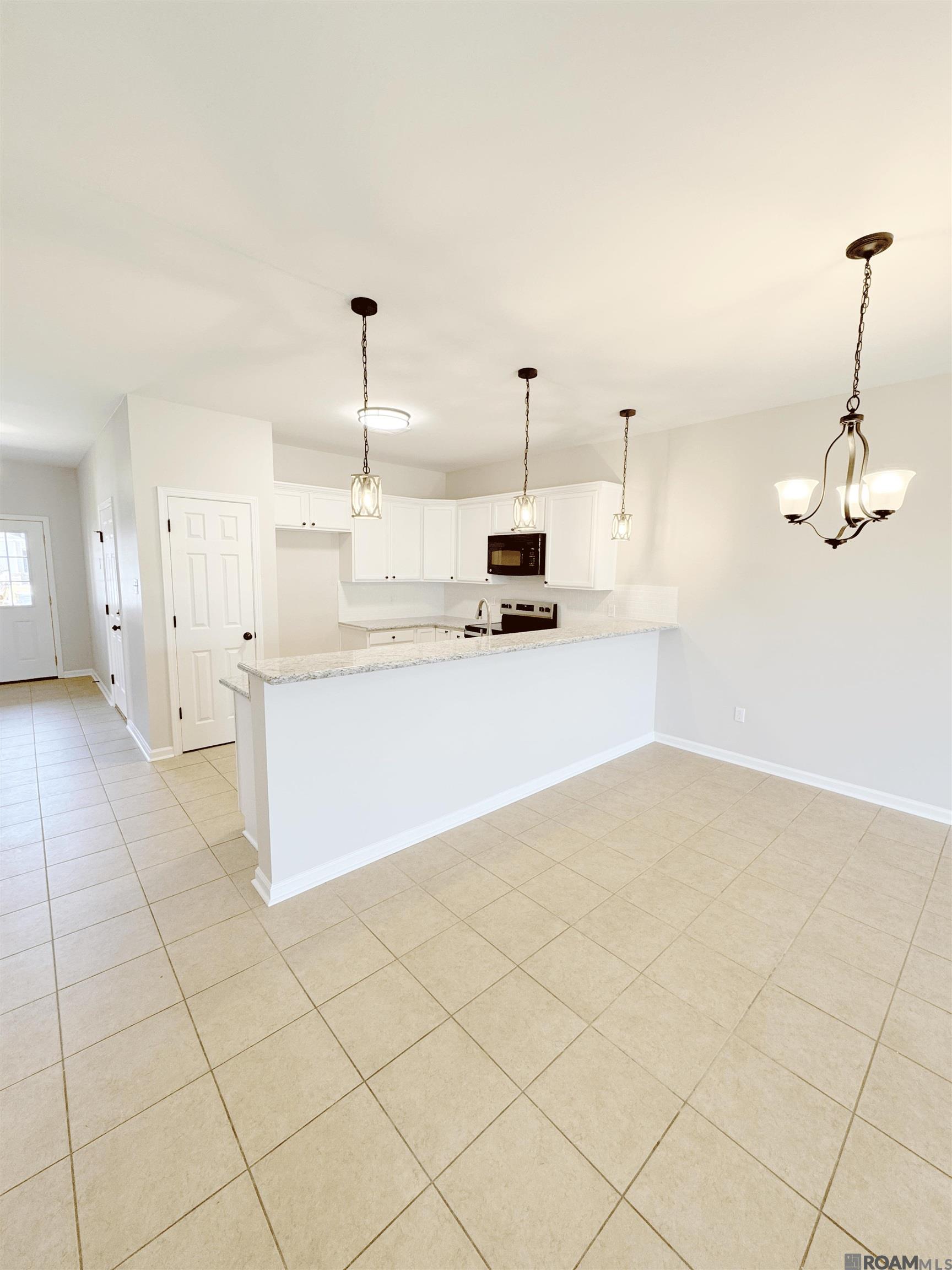 35081 Rayville Dr, Denham Springs, Louisiana image 8
