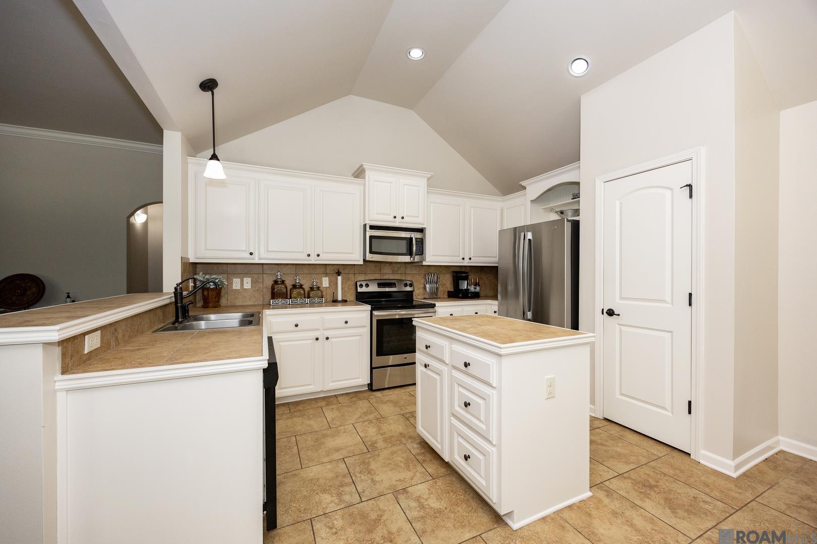 15040 Cross Creek Blvd, Walker, Louisiana image 7