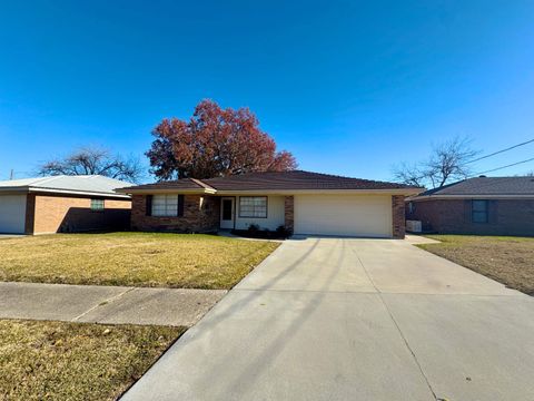 Homes For Sale - 812 Fig St<br/> Saint Mary County, Morgan City, LA 70380