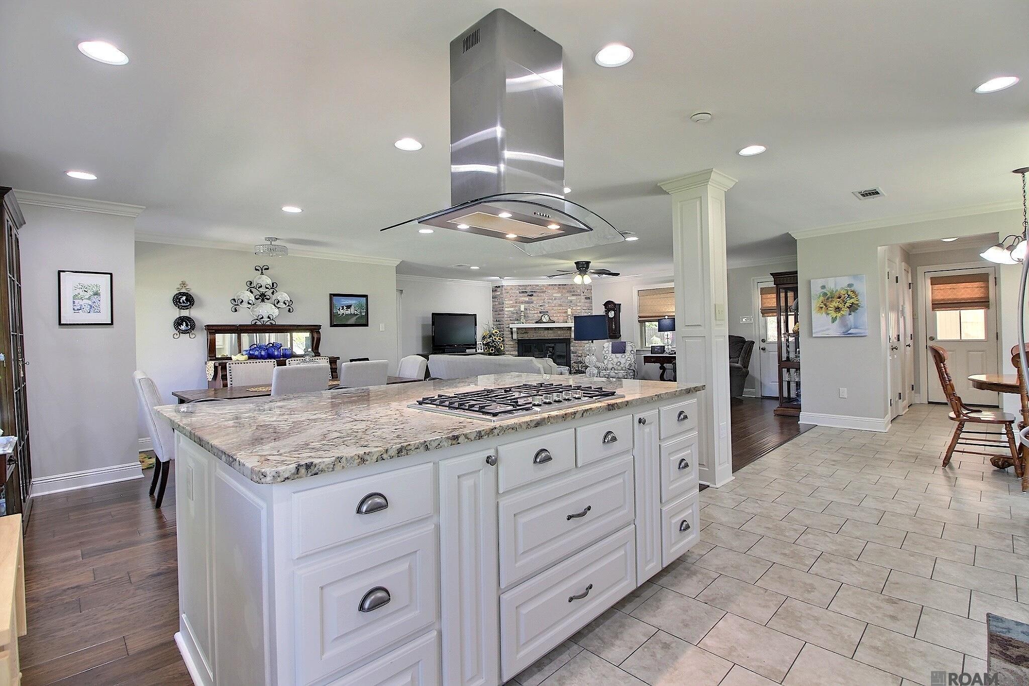 6306 Donnybrook Ave, Greenwell Springs, Louisiana image 8