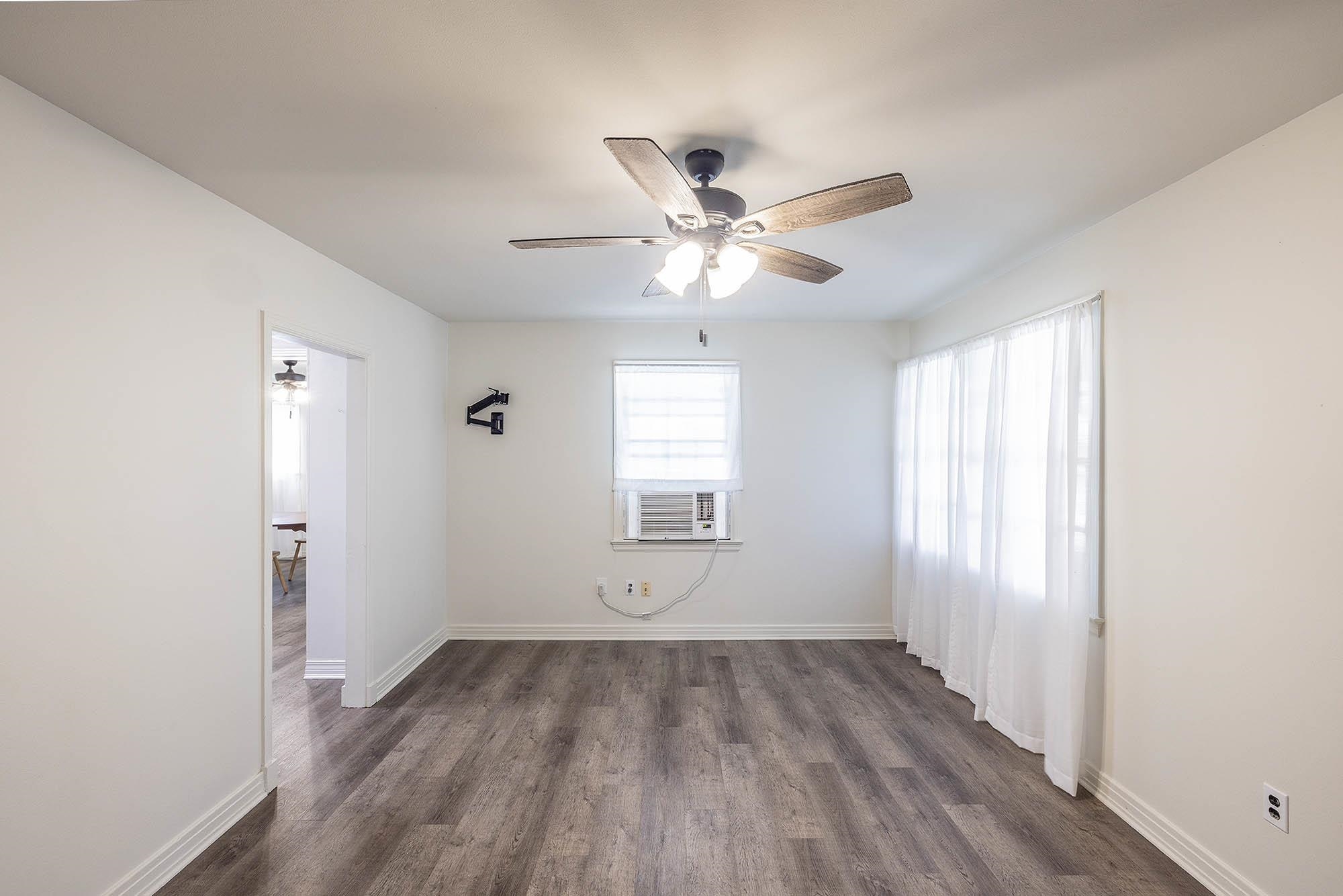 127 Hackberry Ave, Houma, Louisiana image 6