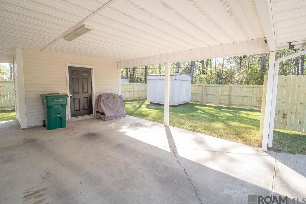 30705 Country Club Ln, Denham Springs, Louisiana image 14