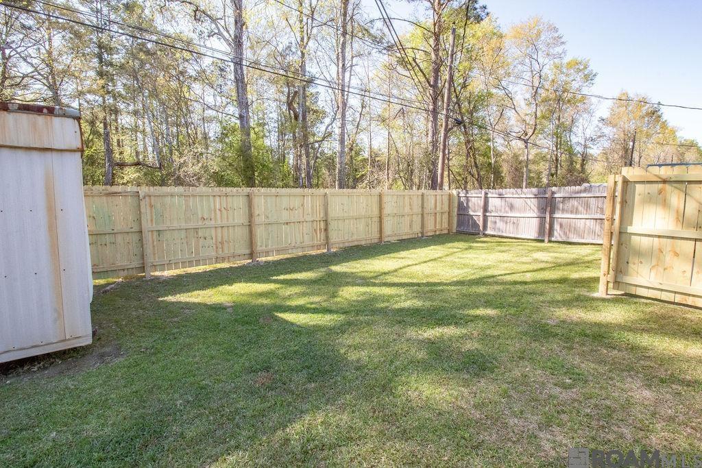 30705 Country Club Ln, Denham Springs, Louisiana image 16
