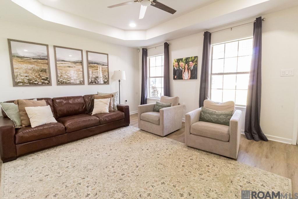 30705 Country Club Ln, Denham Springs, Louisiana image 3