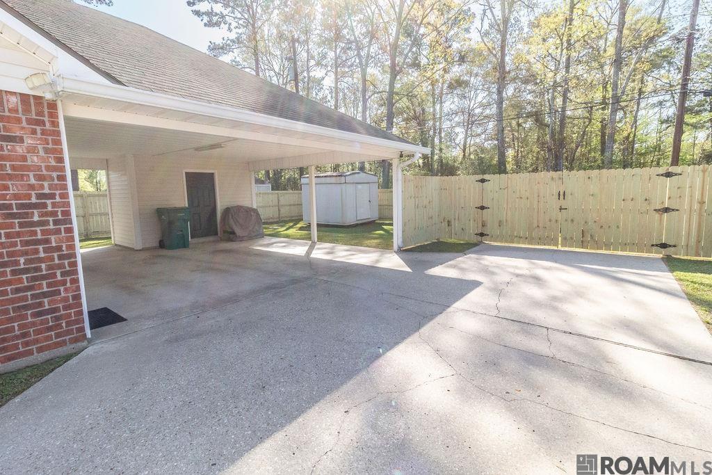 30705 Country Club Ln, Denham Springs, Louisiana image 18