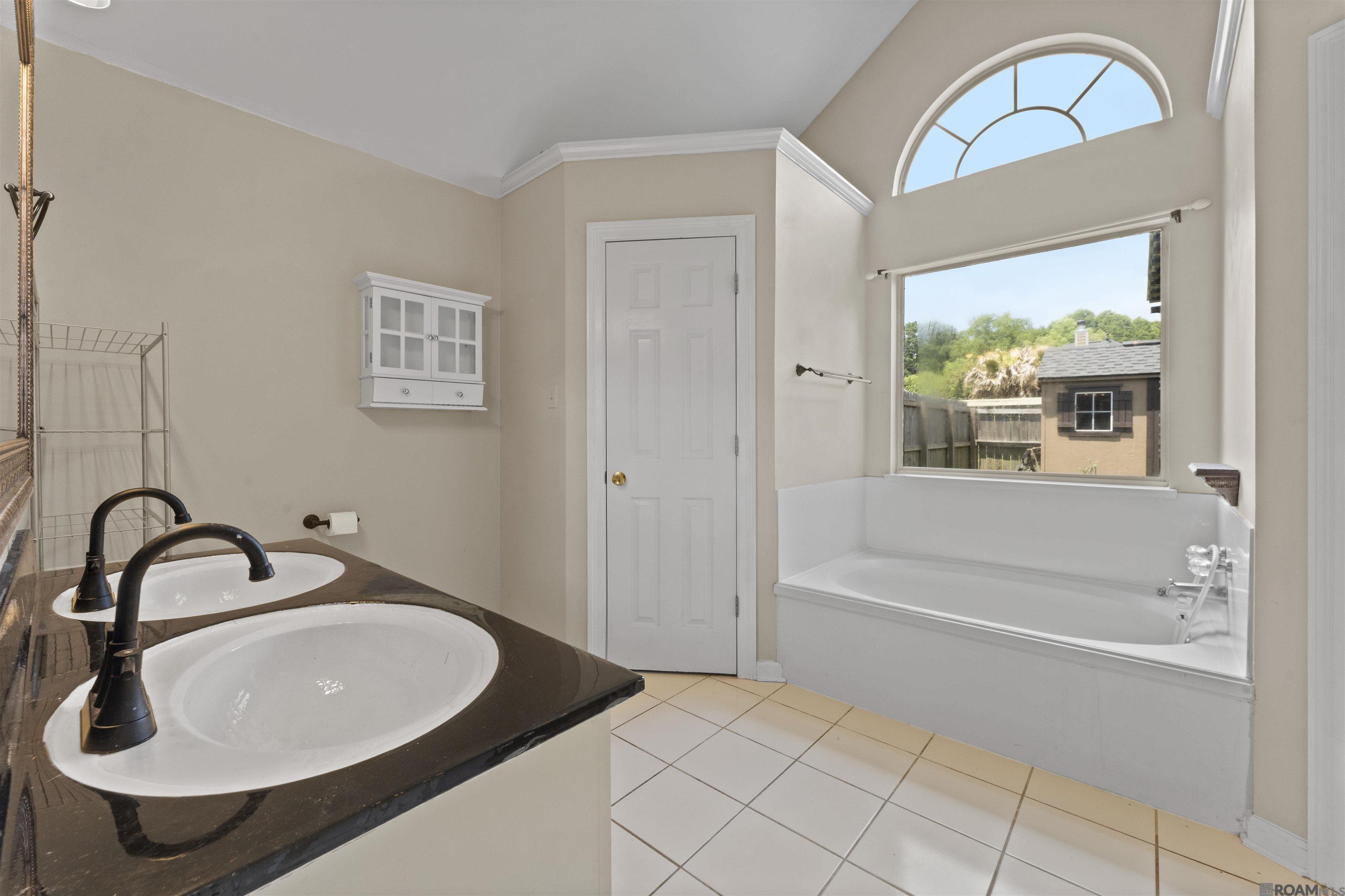 10321 W Springwind Ct, Baton Rouge, Louisiana image 13
