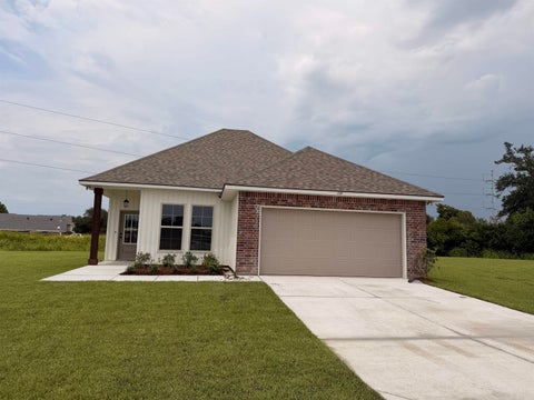 Homes For Sale - 159 Headland Drive<br/> Thibodaux, LA 70301