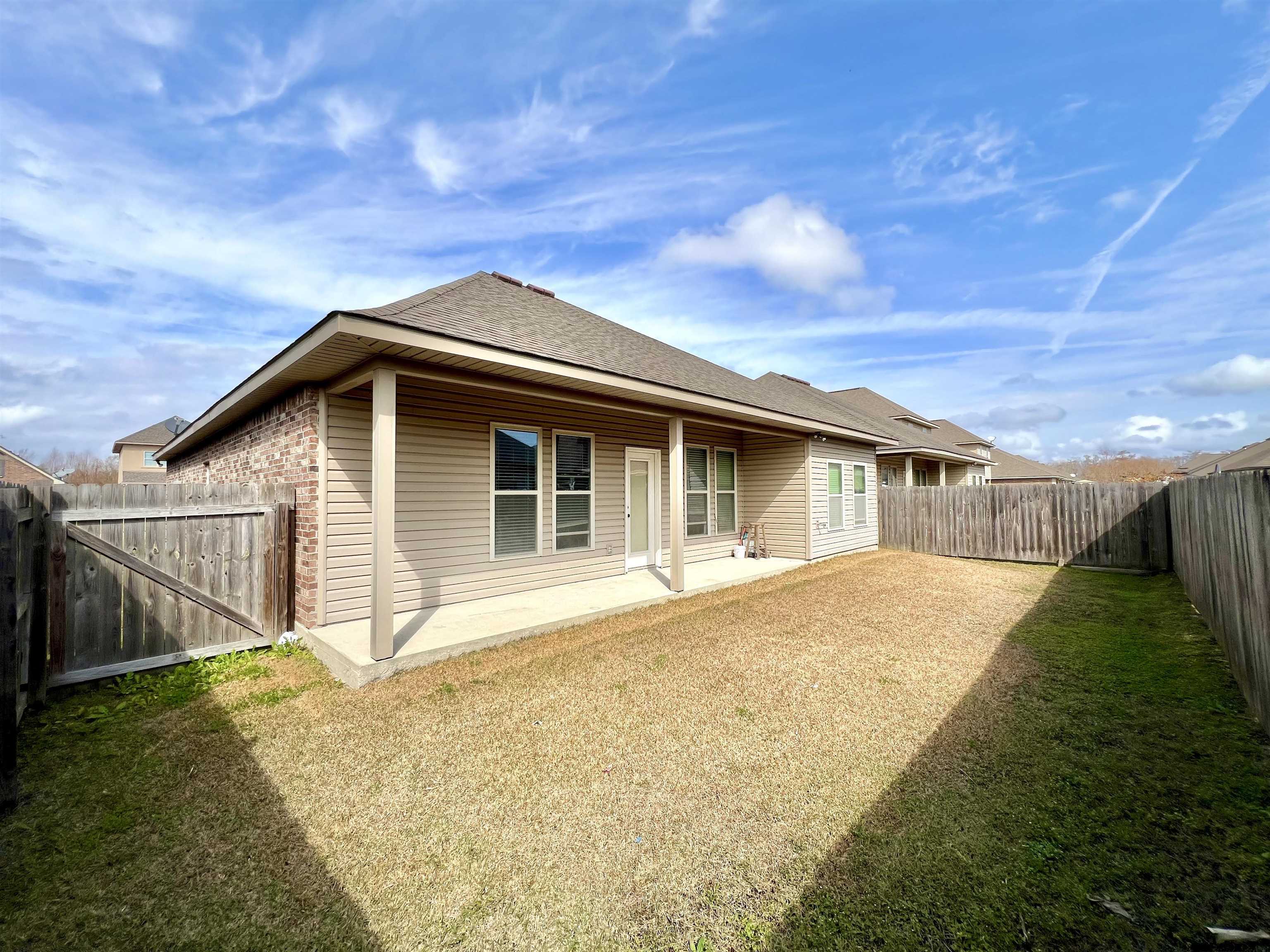 426 Cypress Garden Dr, Houma, Louisiana image 2