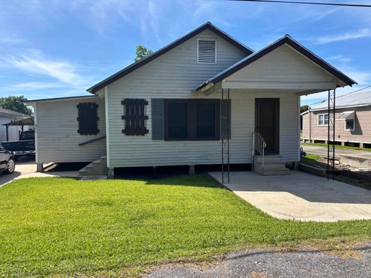 302 CONVENT ST, LABADIEVILLE, LA 70372 - Image 355fe4ce05a98ab48d57c5a2fa62ab8a/807674531