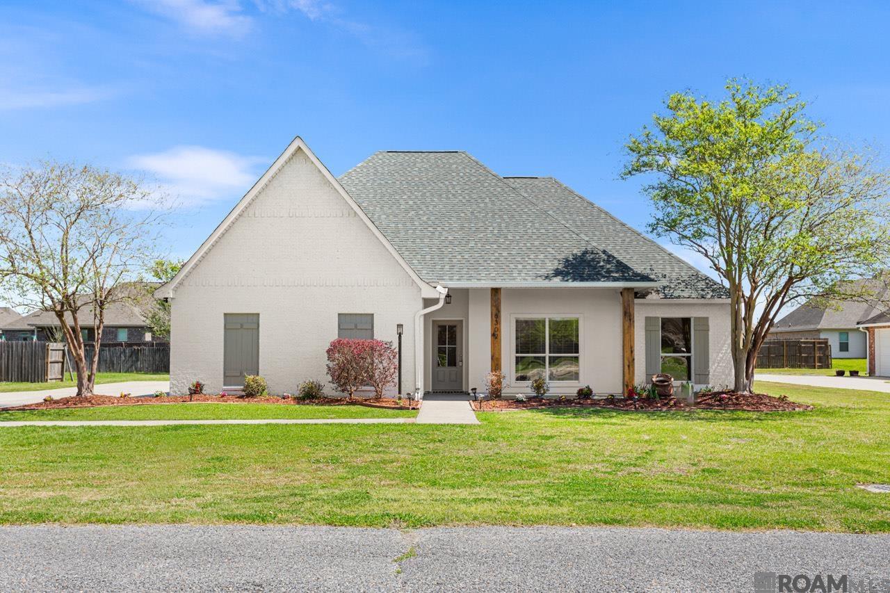 6302 Pelican Crossing Dr, Gonzales, Louisiana image 1