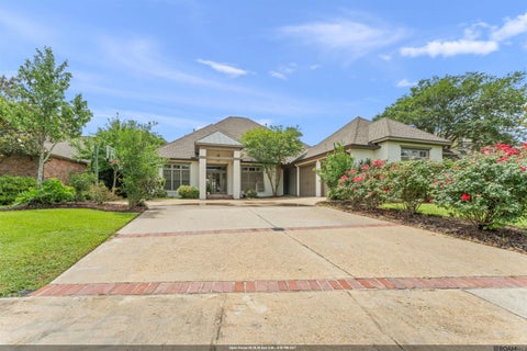 Homes For Sale - 231 Grand Lakes Dr<br/> Baton Rouge, LA 70810