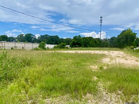 Vacant Land For Sale - 9981 Main St<br/> Zachary, LA 70791