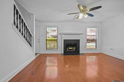 Condo For Sale - 954 Ridgepoint Ct #15 D<br/> Baton Rouge, LA 70810