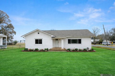 Homes For Sale - 1226 Mississippi St<br/> Donaldsonville, LA 70346