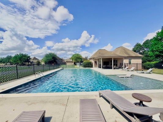 36303 E PINE GROVE CT, PRAIRIEVILLE, LA 70769 - Image 3713ff027c7d39a42b05aedbbbe830bb/1427819787