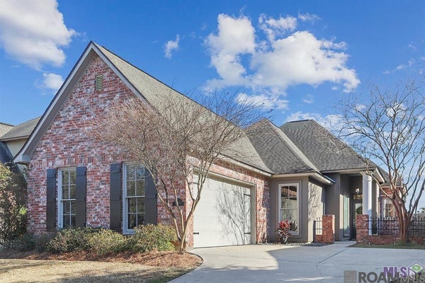 36303 E PINE GROVE CT, PRAIRIEVILLE, LA 70769 - Image 3713ff027c7d39a42b05aedbbbe830bb/274972655
