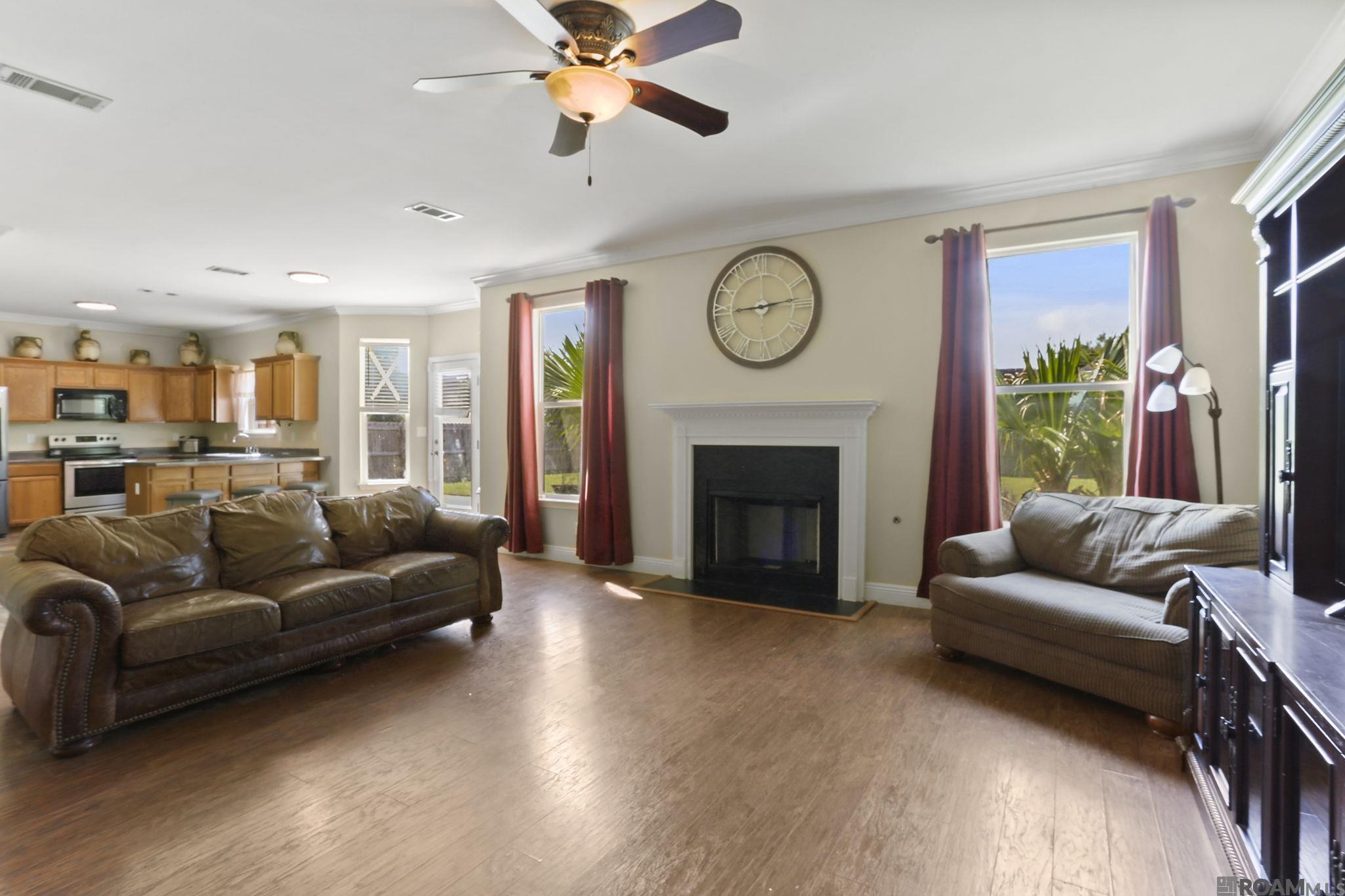37107 Kathleen Ave, Prairieville, Louisiana image 4