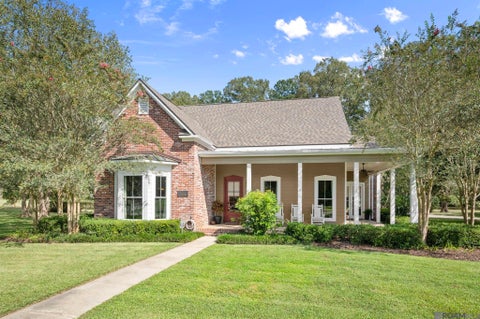 Homes For Sale - 22702 Carriage Ride Ln<br/> Zachary, LA 70791