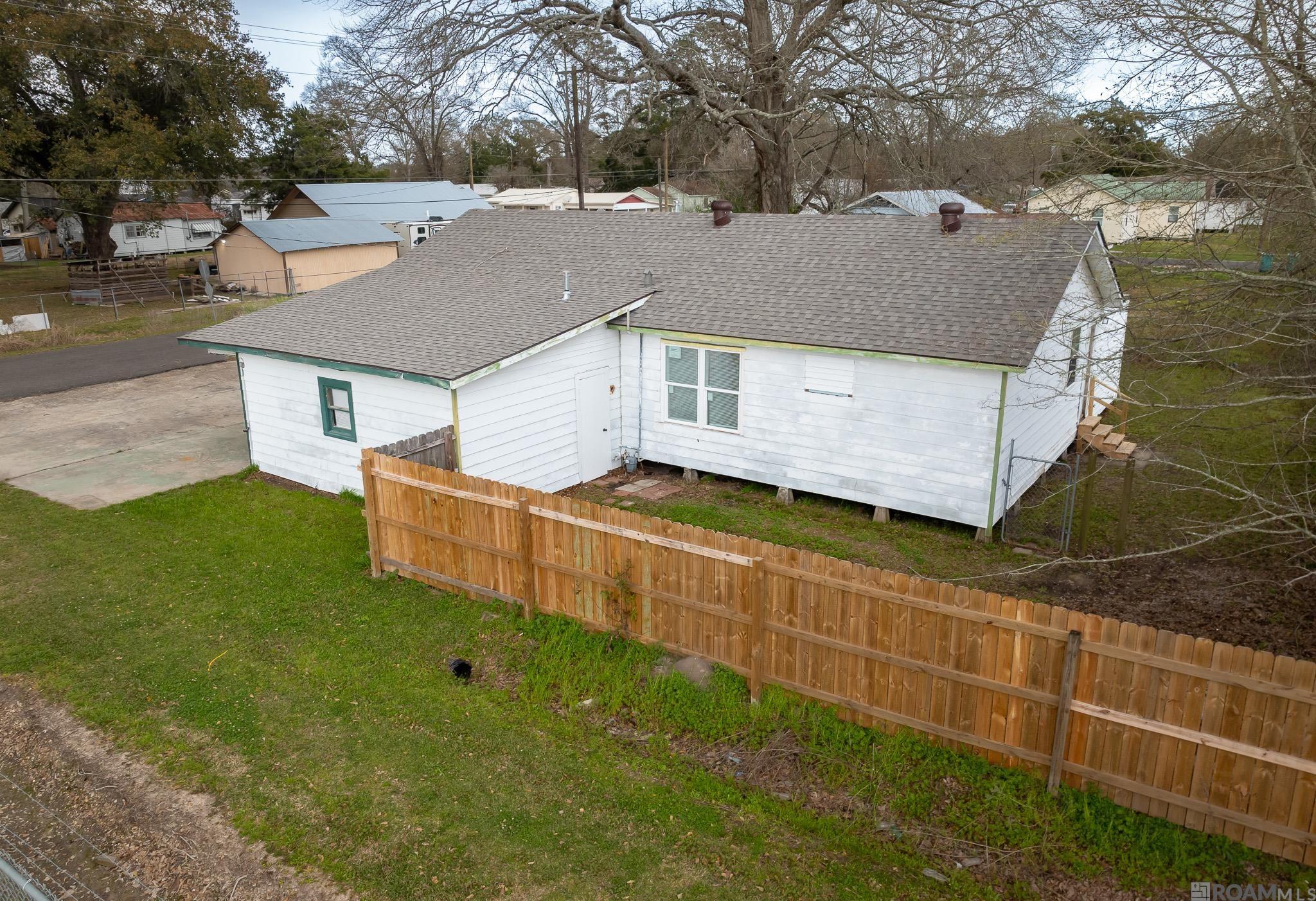 227 E Peach Ave, Eunice, Louisiana image 3