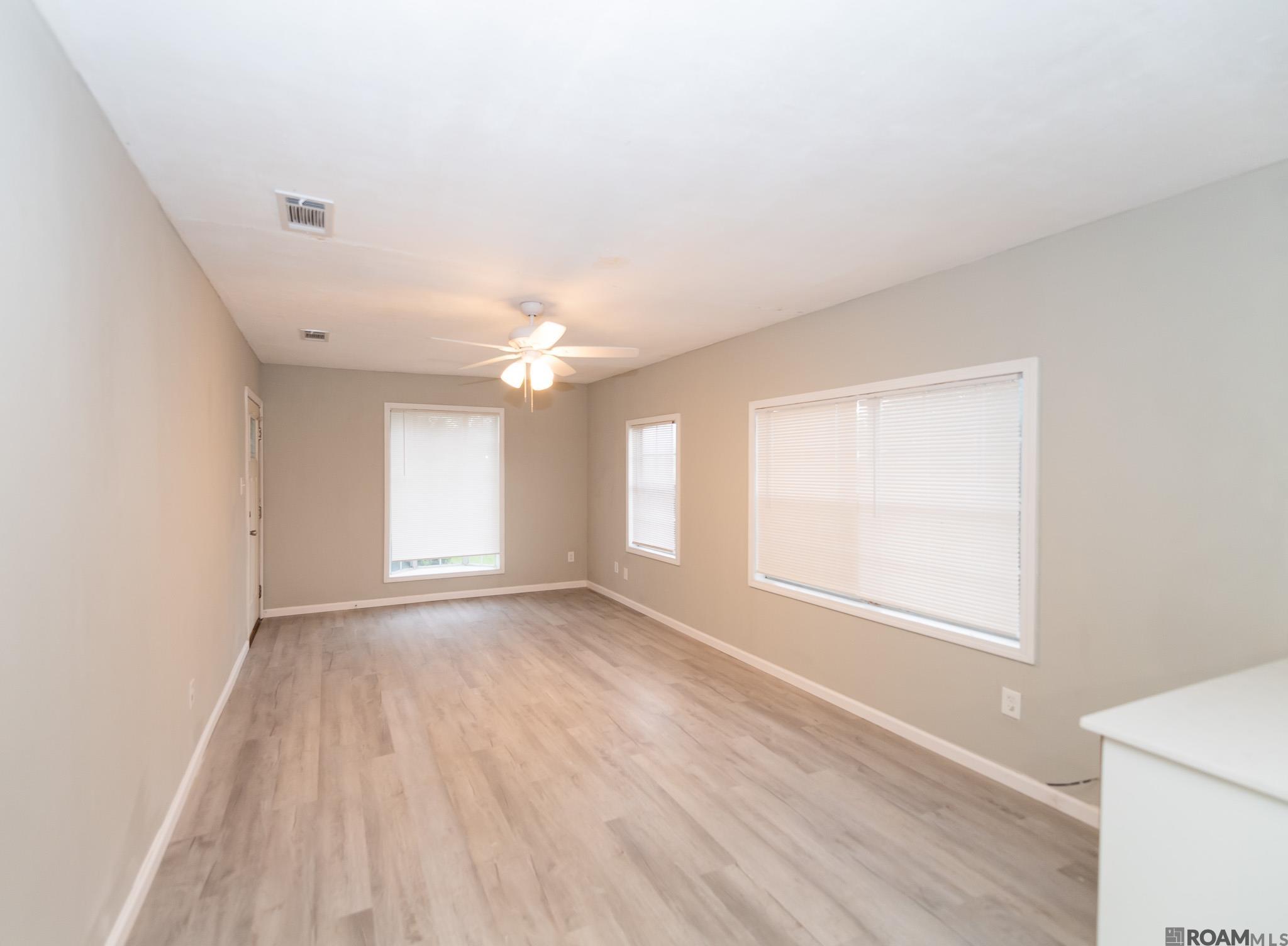 227 E Peach Ave, Eunice, Louisiana image 10