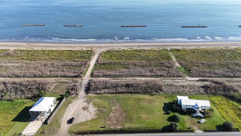 Vacant Land For Sale - 3954 Highway 1<br/> Grand Isle, LA 70358