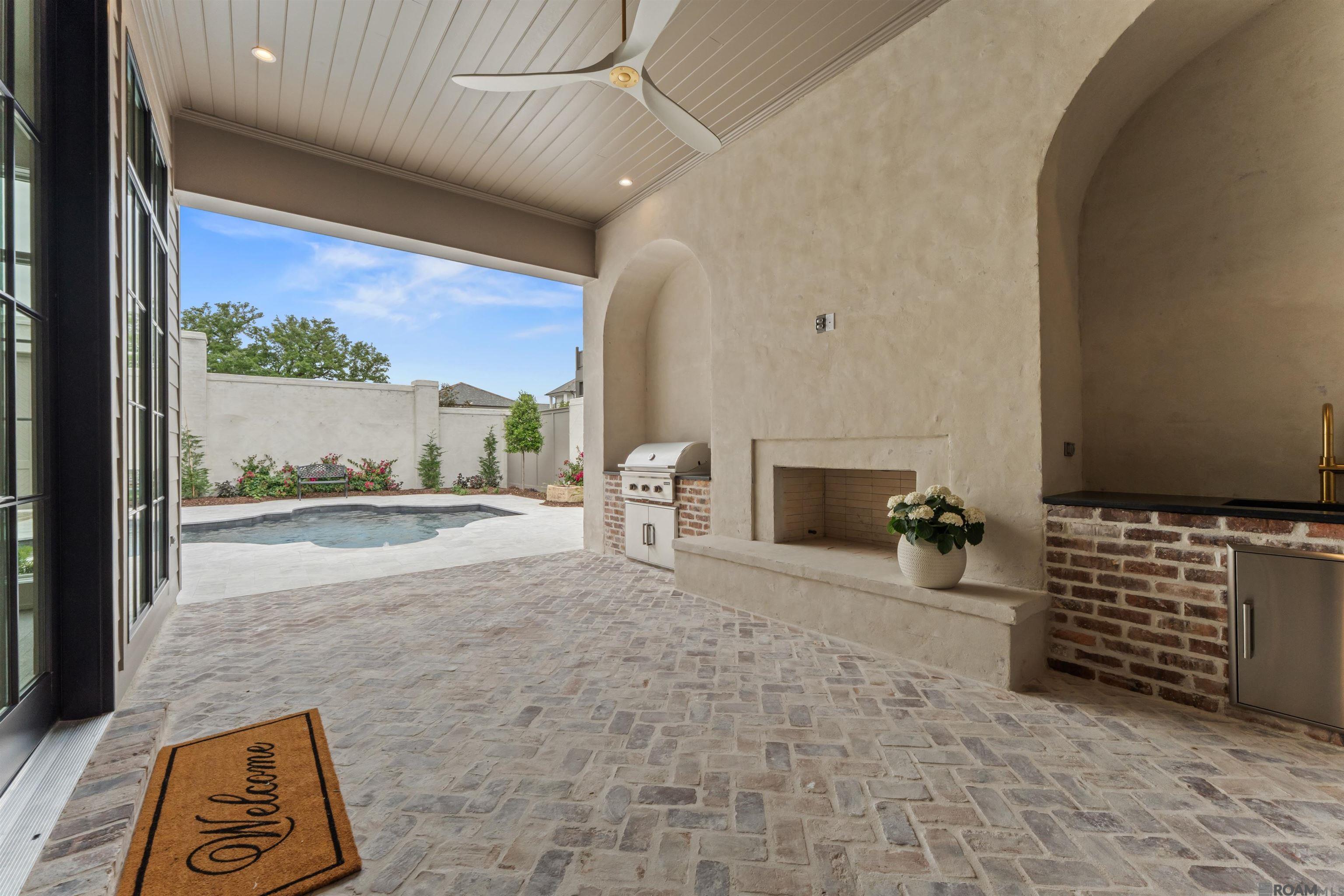 Baton Rouge, Louisiana, 70806, United States, 4 Bedrooms Bedrooms, ,4 BathroomsBathrooms,Residential,Active,1970994