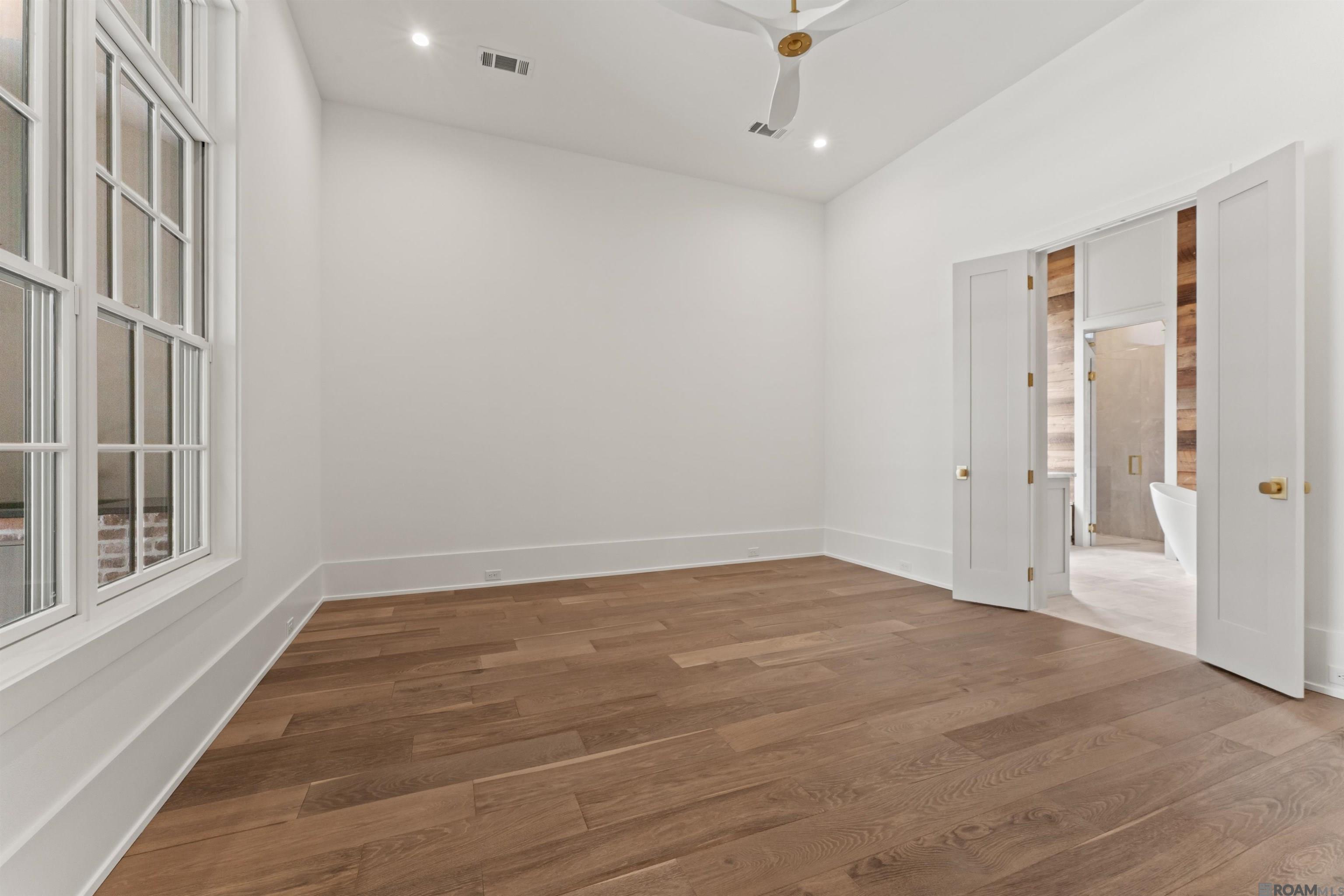 Baton Rouge, Louisiana, 70806, United States, 4 Bedrooms Bedrooms, ,4 BathroomsBathrooms,Residential,Active,1970994