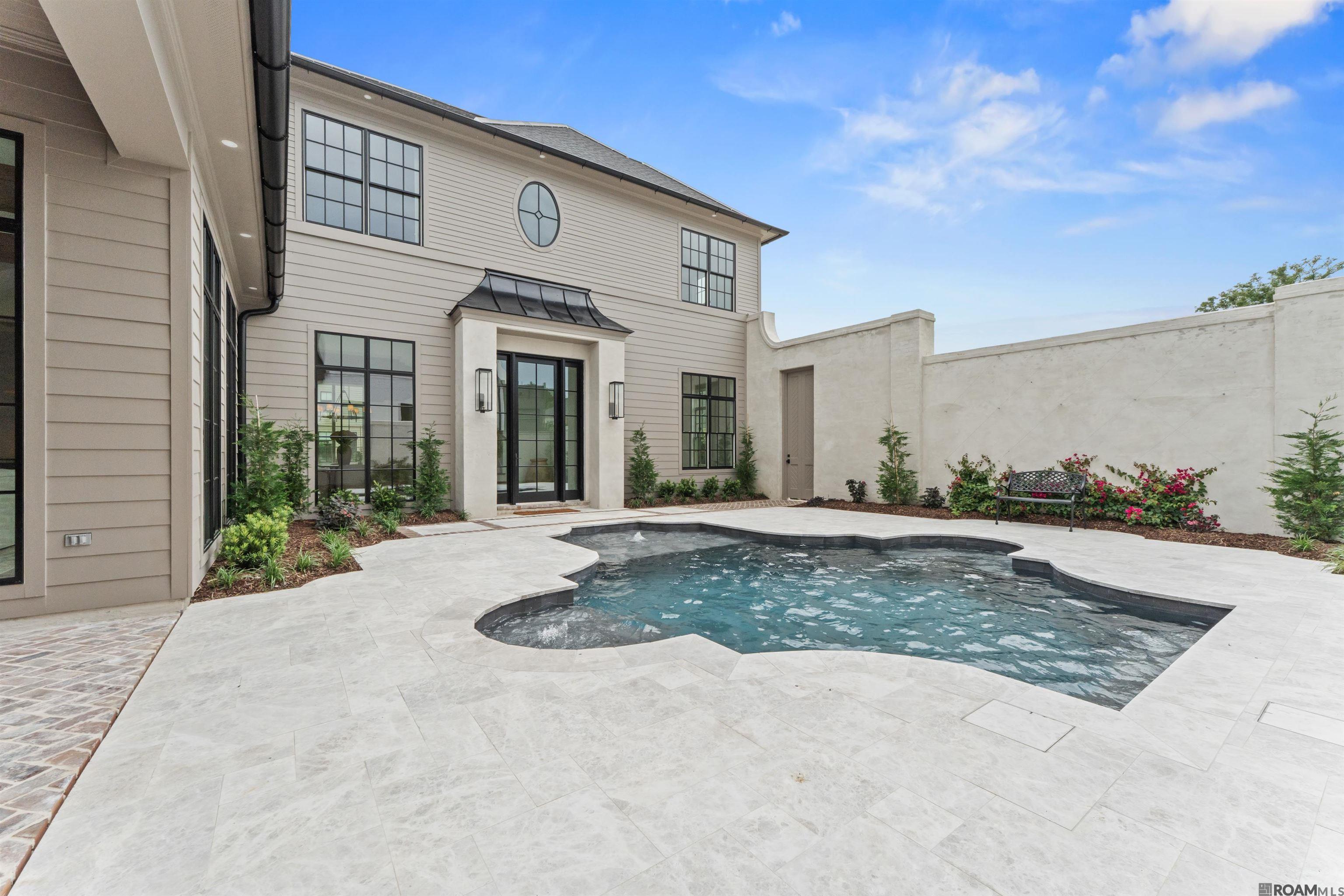 Baton Rouge, Louisiana, 70806, United States, 4 Bedrooms Bedrooms, ,4 BathroomsBathrooms,Residential,Active,1970994