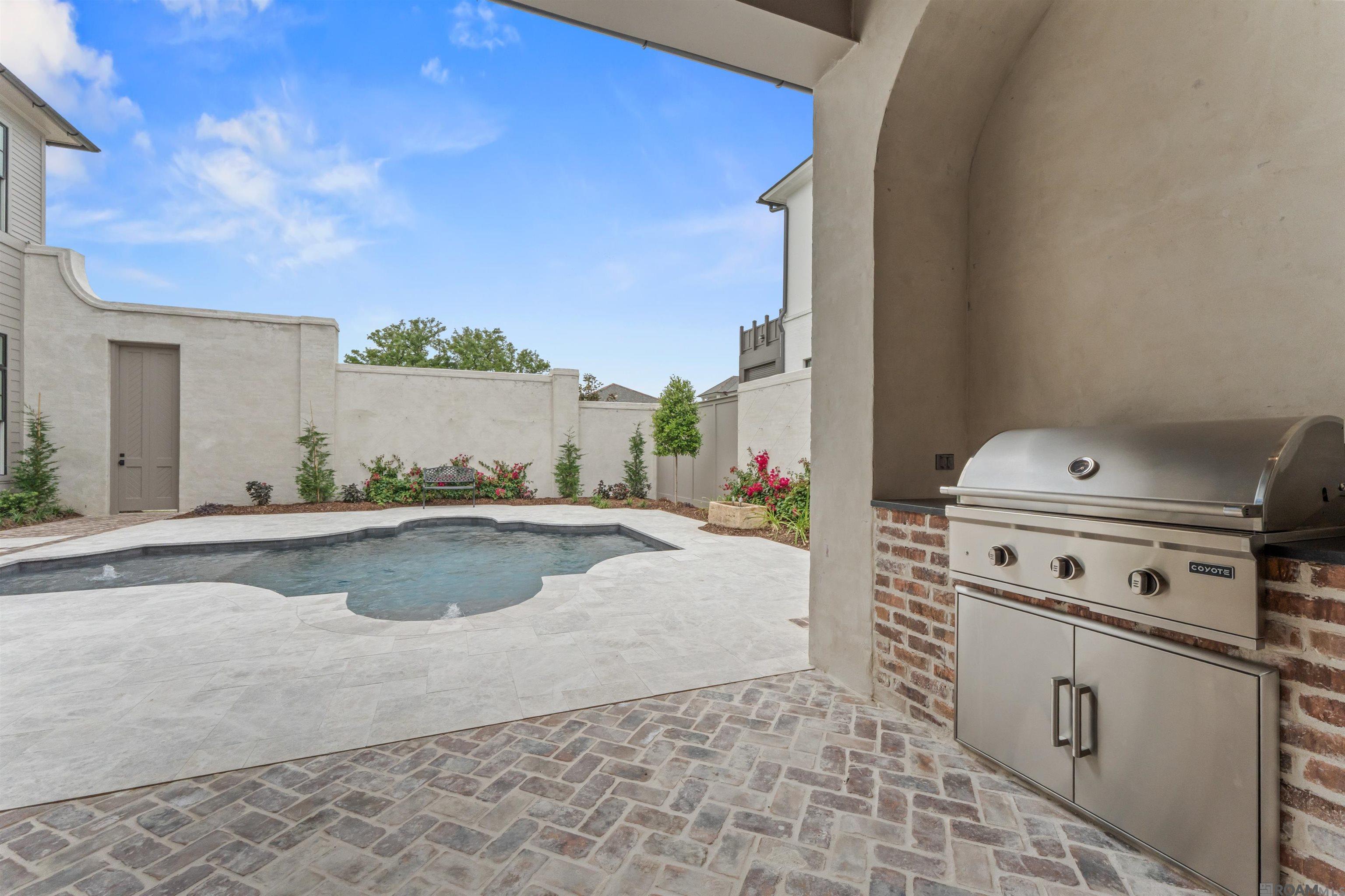 Baton Rouge, Louisiana, 70806, United States, 4 Bedrooms Bedrooms, ,4 BathroomsBathrooms,Residential,Active,1970994