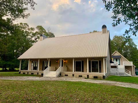 Homes For Sale - 8103 Belle Helene Dr<br/> Denham Springs, LA 70726