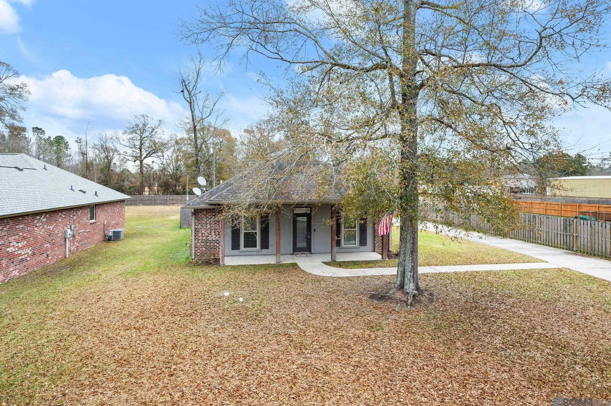 33888 Clinton Allen Rd, Denham Springs, Louisiana image 2