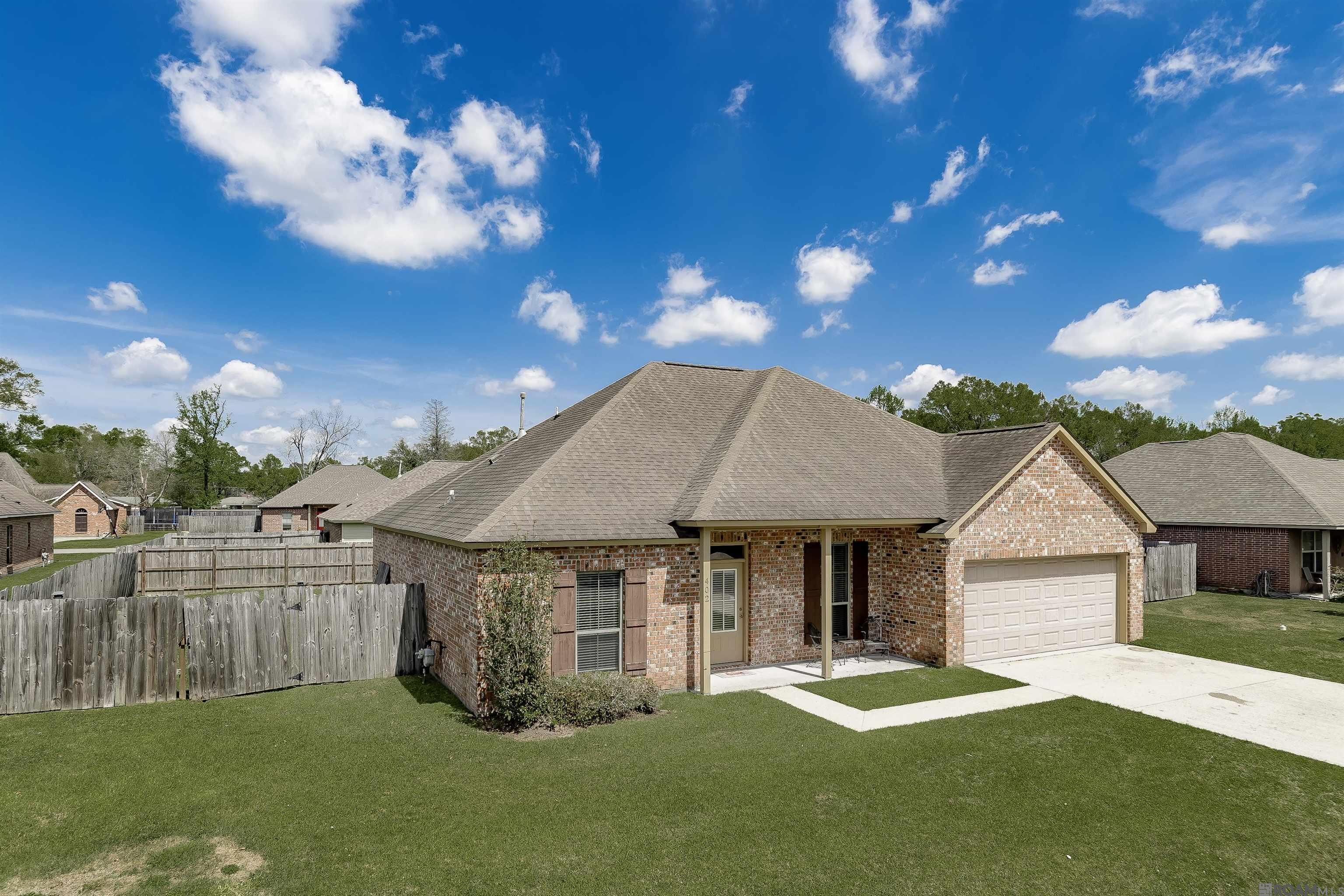 402 E Great Haven St, Gonzales, Louisiana image 2