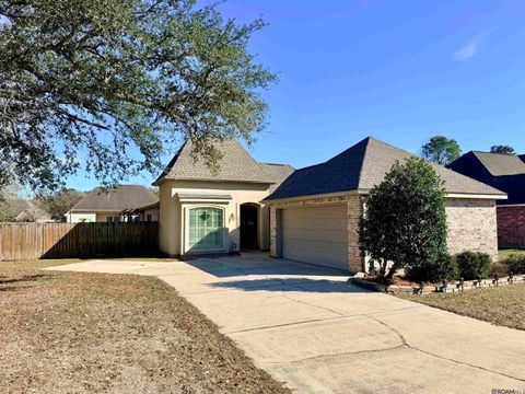 Homes For Sale - 42438 Wood Ave<br/> Ponchatoula, LA 70454