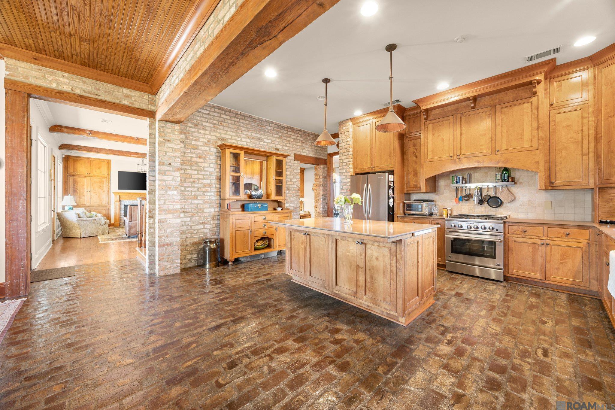 515 River Rd, Sunshine, Louisiana image 9