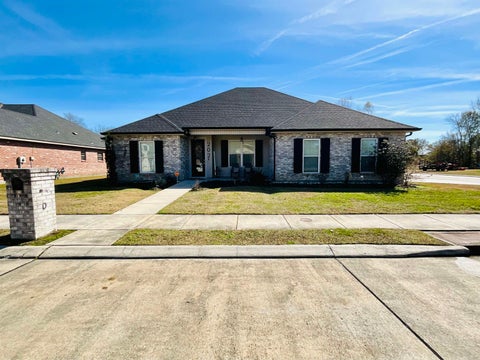 Homes For Sale - 202 Derusso Street<br/> Houma, LA 70364