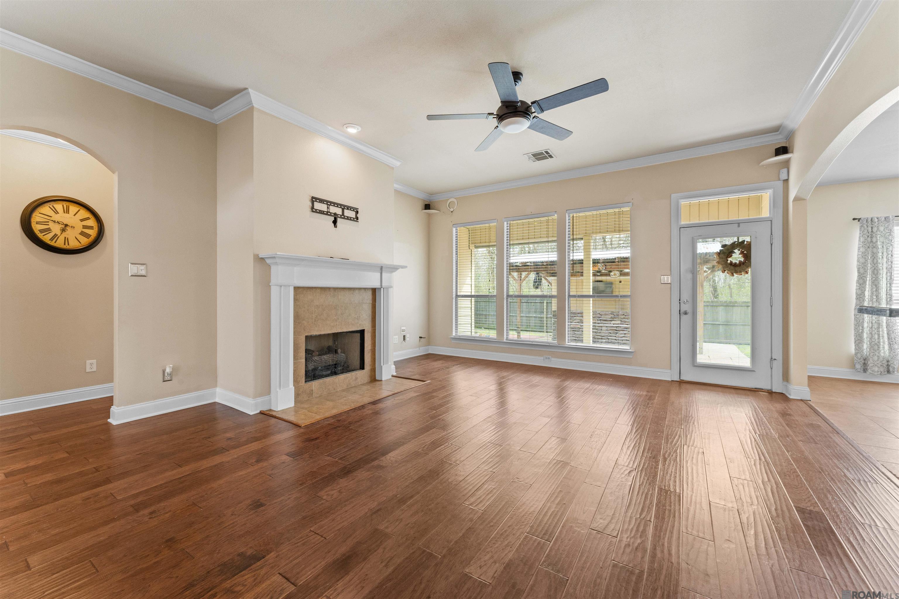 2594 Pine Thicket Ave, Zachary, Louisiana image 3