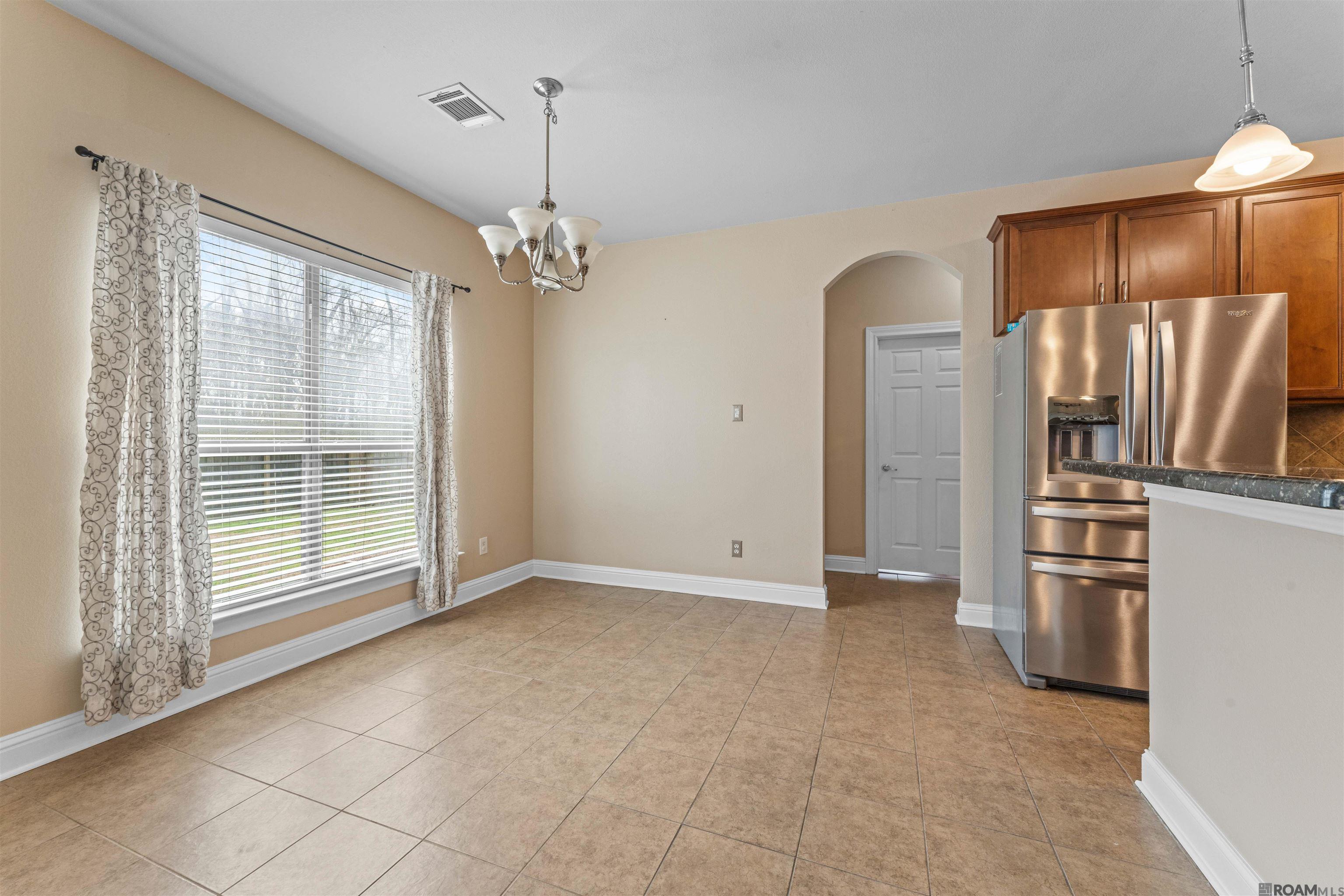 2594 Pine Thicket Ave, Zachary, Louisiana image 8