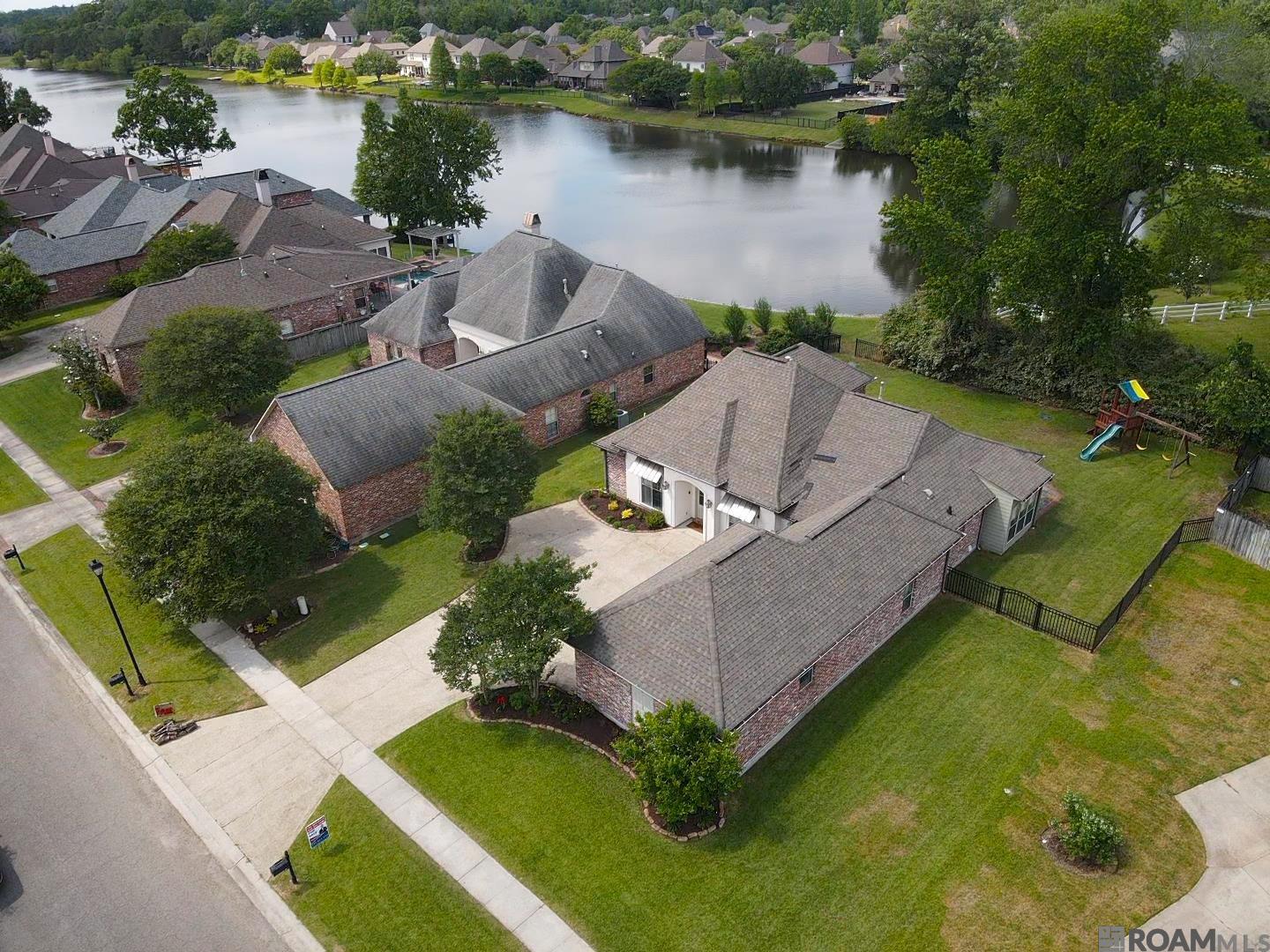 37326 Lakeshore Ave, Prairieville, Louisiana image 34