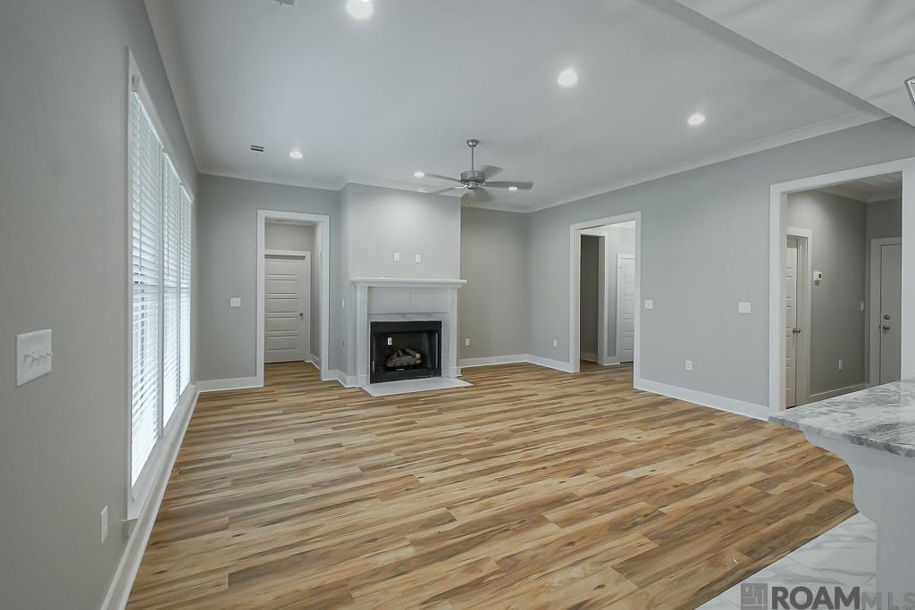 33696 Clinton Allen Rd, Denham Springs, Louisiana image 4